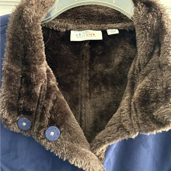 Blue and Brown Faux Fur Vest - Picture 4 of 4